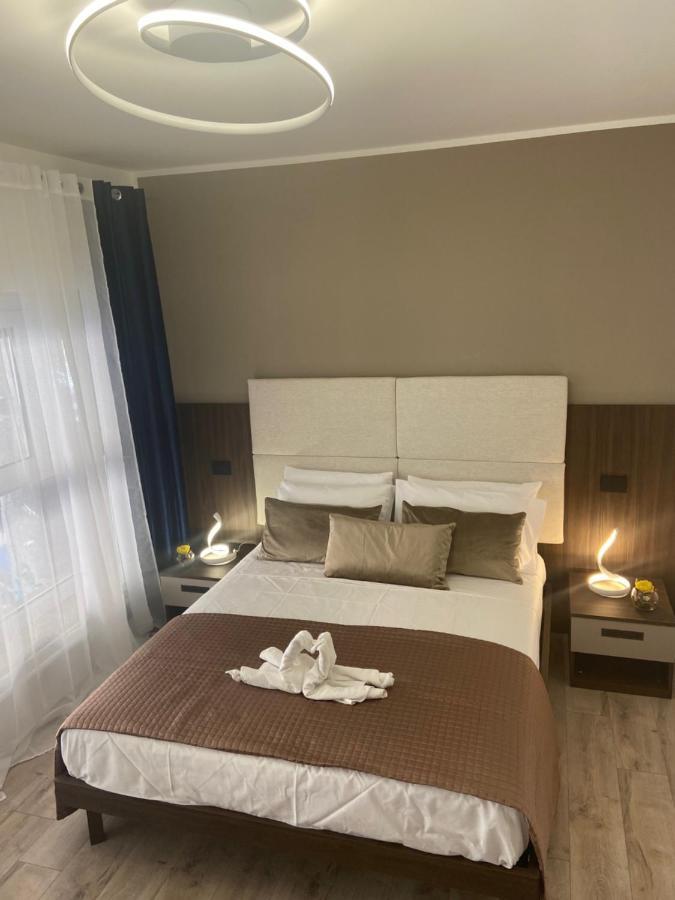 Hotel Plaza Ungheria Palermo Eksteriør billede