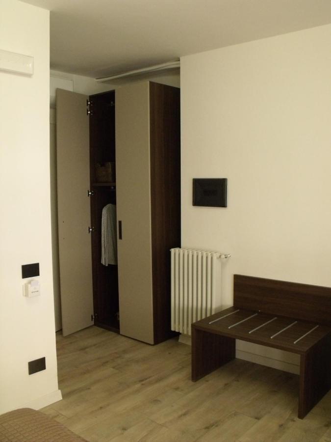 Hotel Plaza Ungheria Palermo Eksteriør billede
