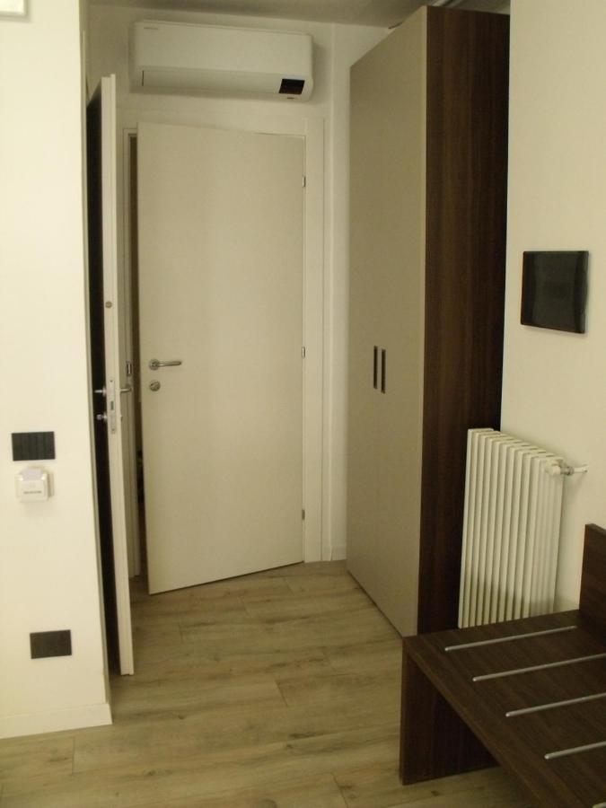 Hotel Plaza Ungheria Palermo Eksteriør billede