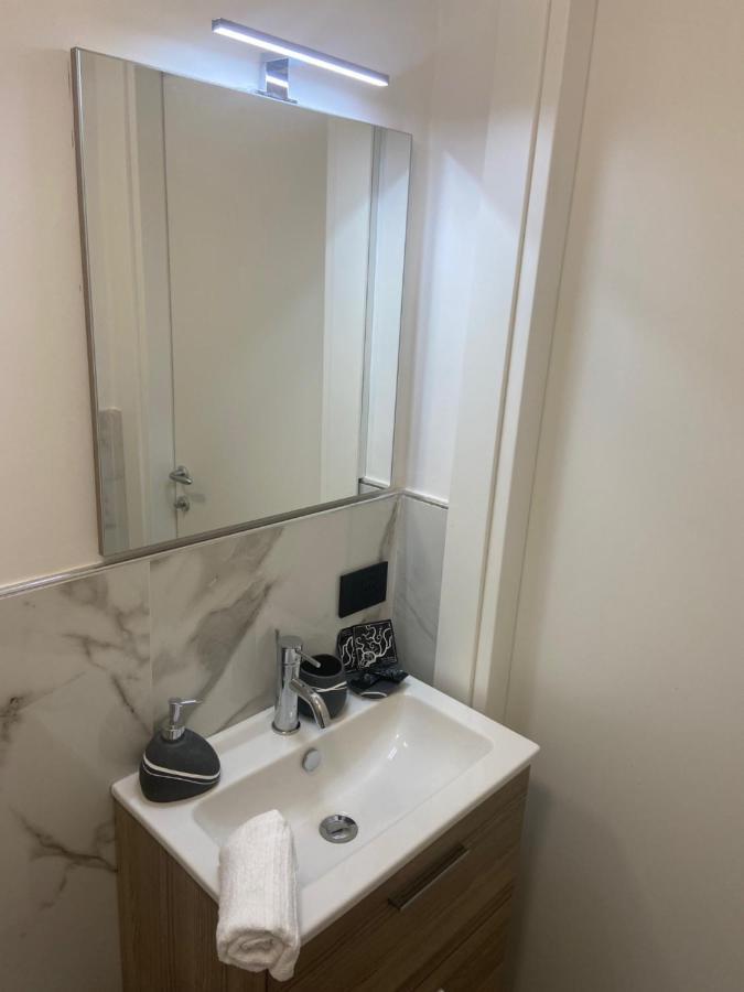 Hotel Plaza Ungheria Palermo Eksteriør billede