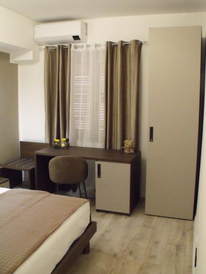 Hotel Plaza Ungheria Palermo Eksteriør billede