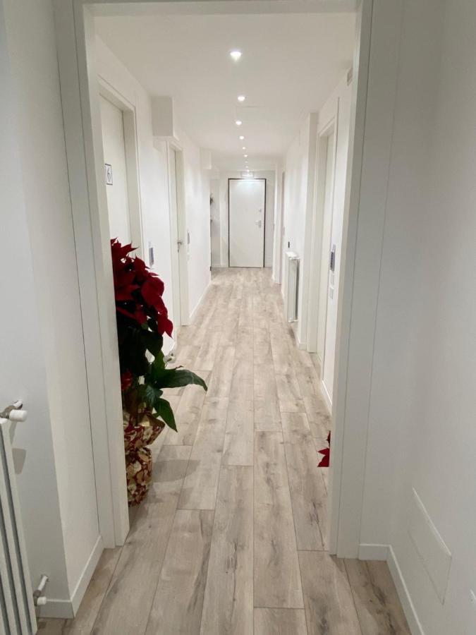 Hotel Plaza Ungheria Palermo Eksteriør billede