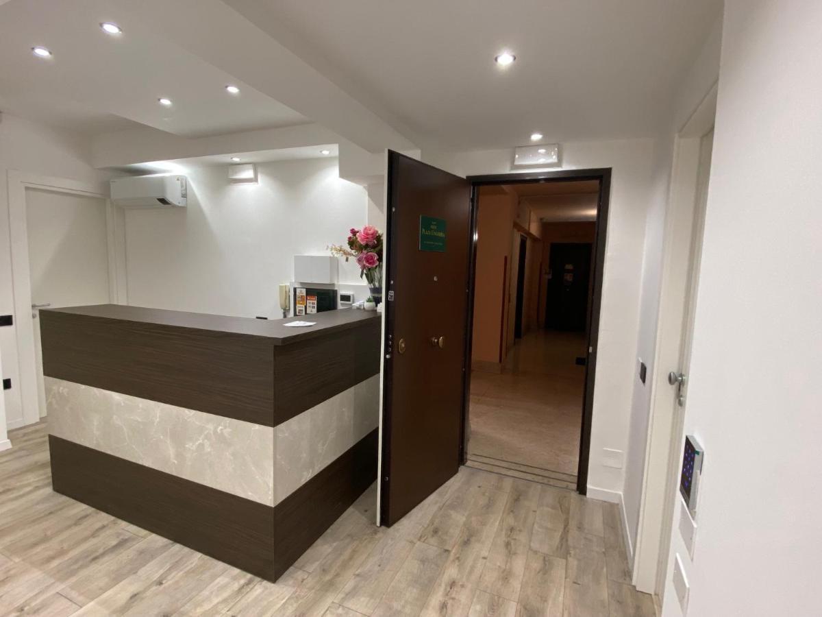 Hotel Plaza Ungheria Palermo Eksteriør billede